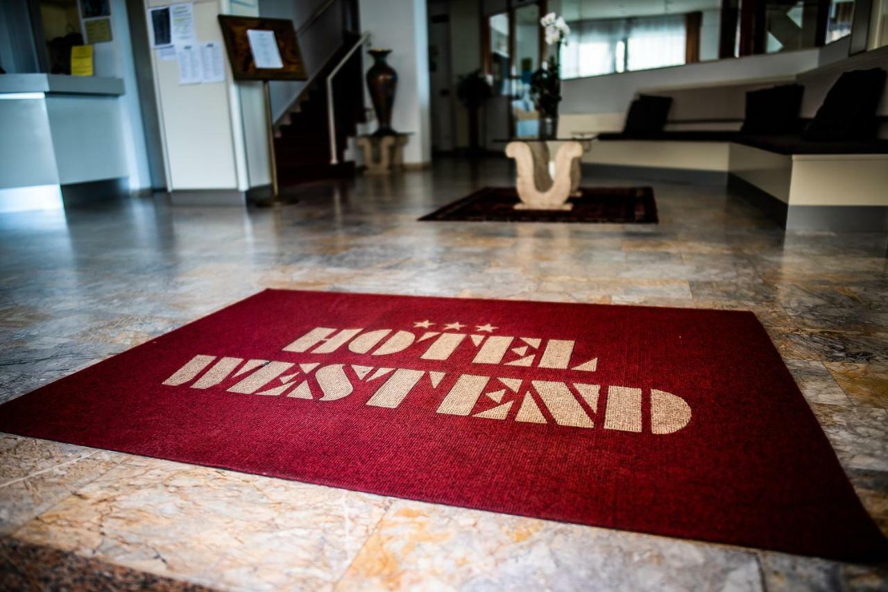 Hotel West End Alassio Exterior foto